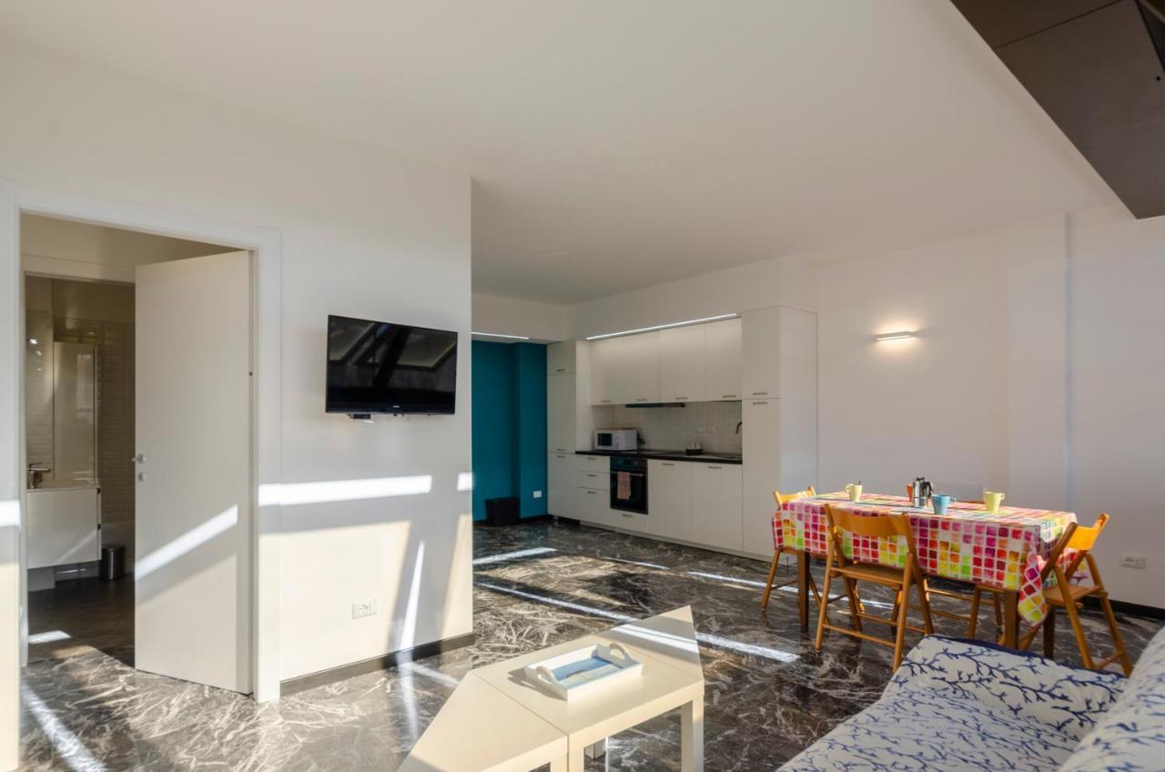 Joivy Spacious Apt For 6, Near Train Station And Beach Сестрі-Леванте Екстер'єр фото