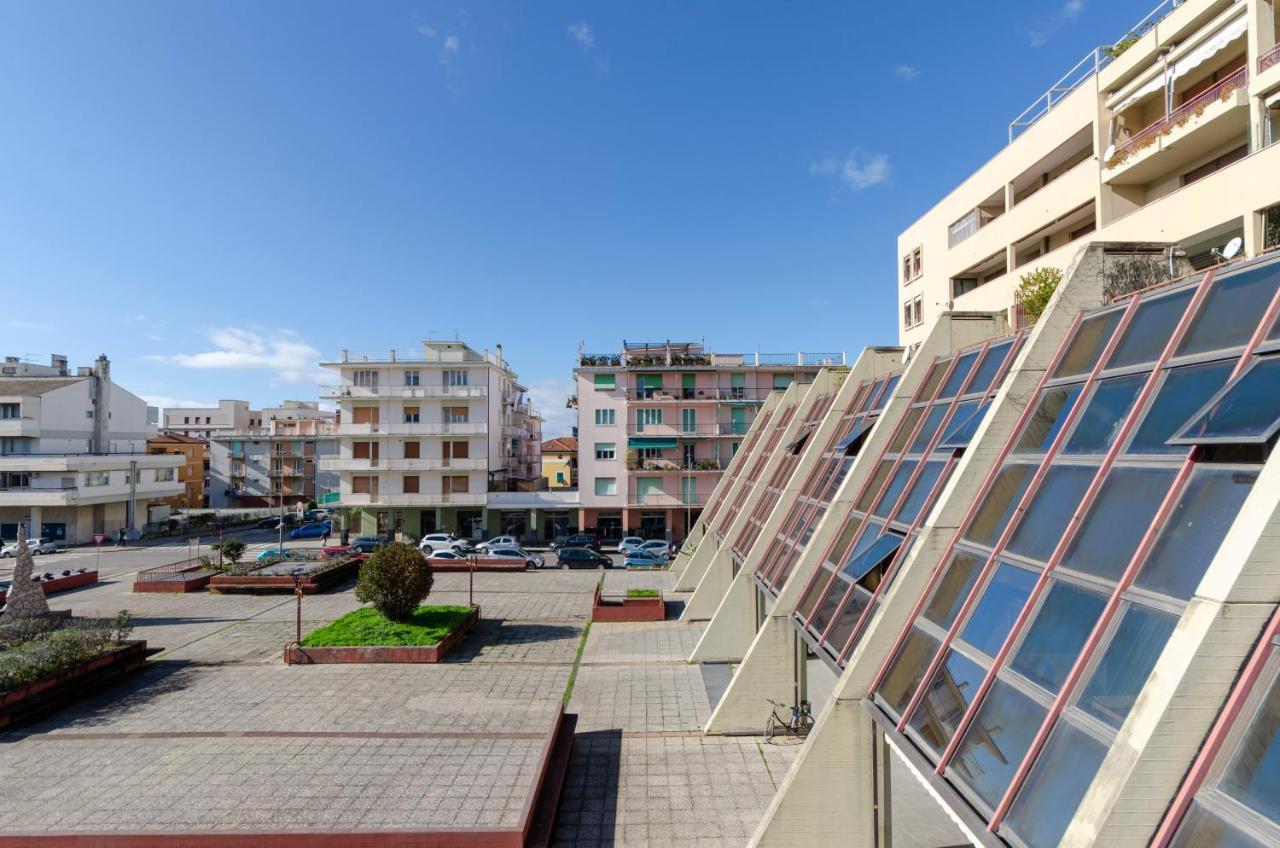 Joivy Spacious Apt For 6, Near Train Station And Beach Сестрі-Леванте Екстер'єр фото