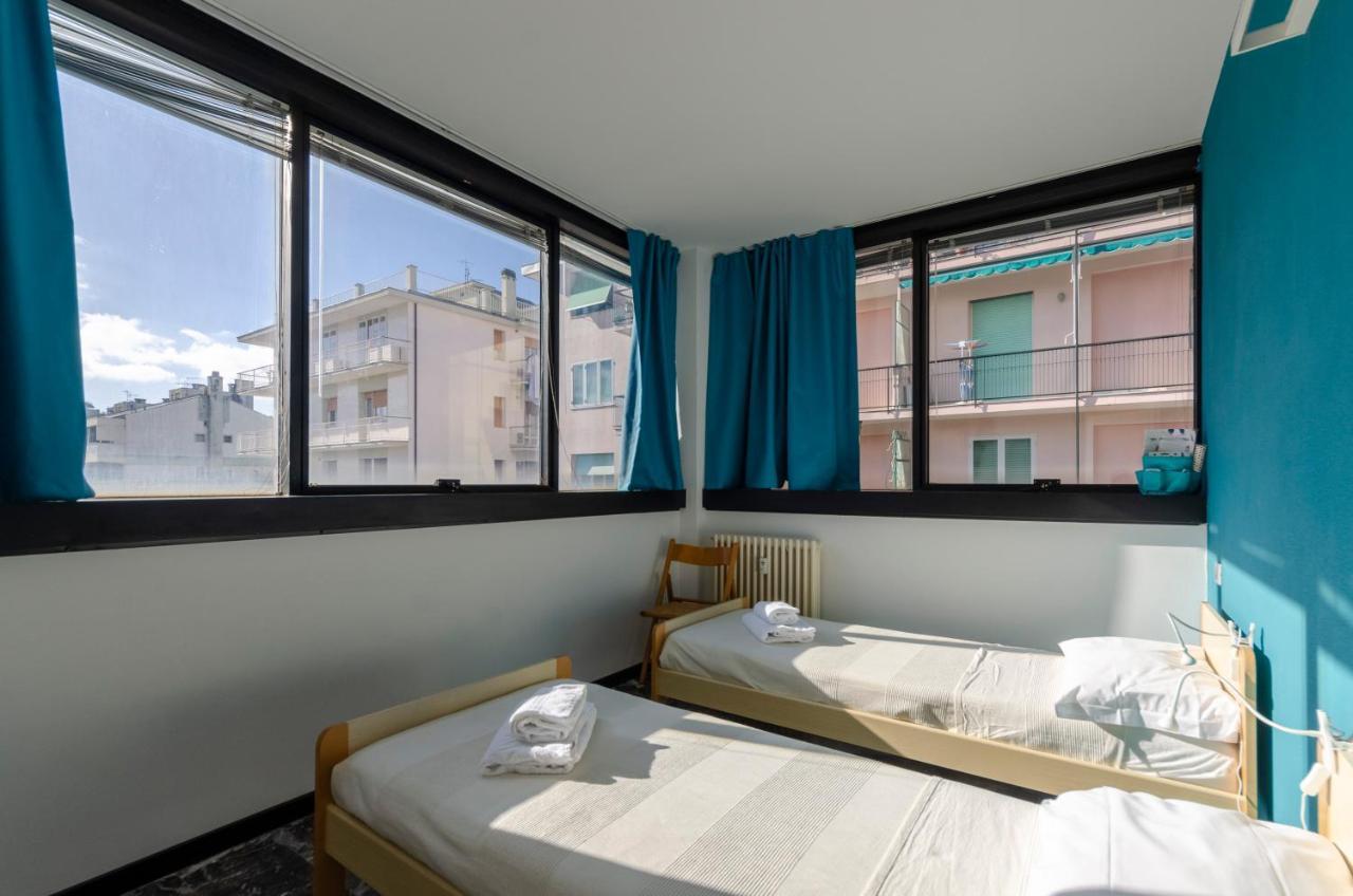 Joivy Spacious Apt For 6, Near Train Station And Beach Сестрі-Леванте Екстер'єр фото