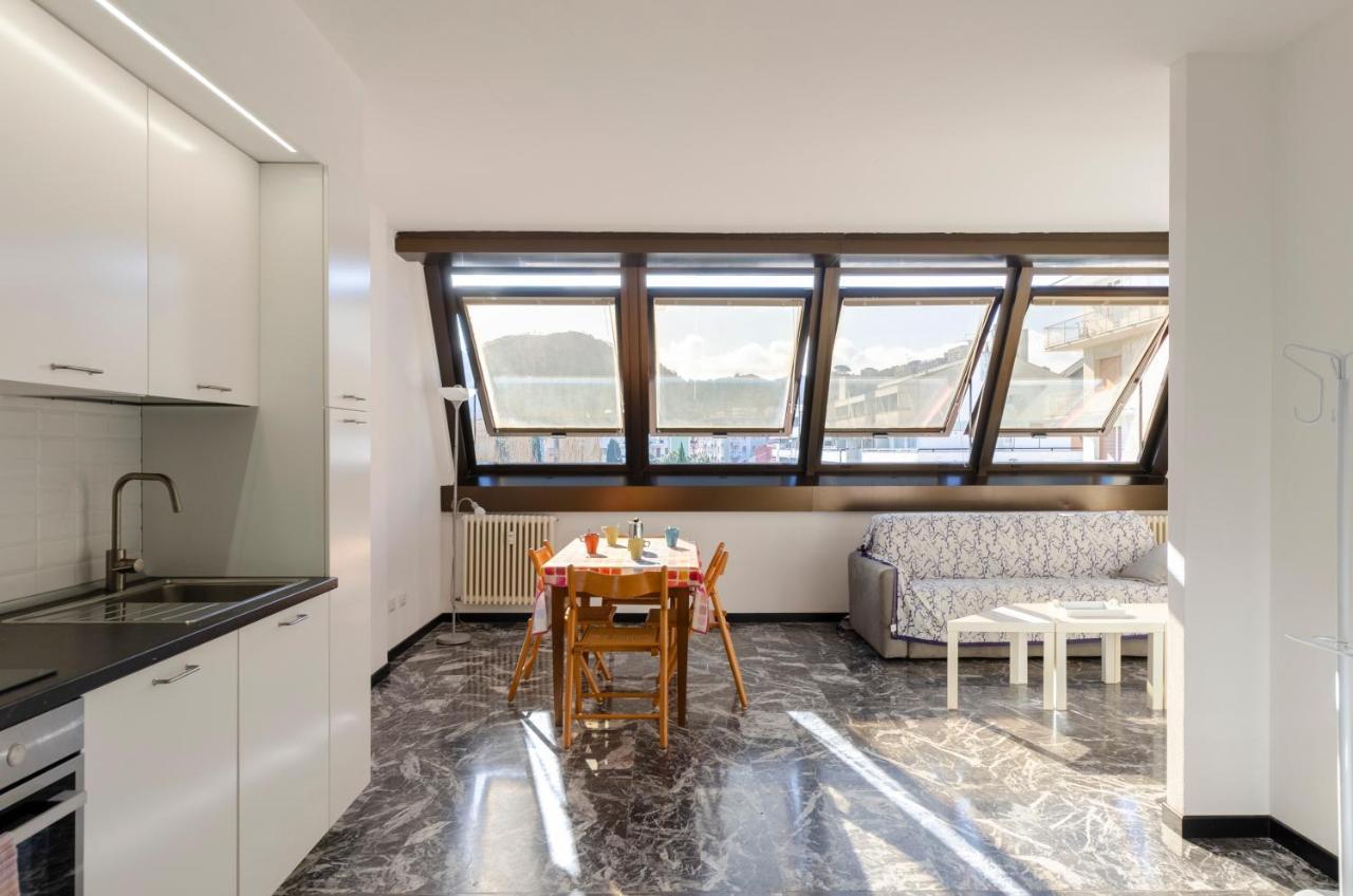 Joivy Spacious Apt For 6, Near Train Station And Beach Сестрі-Леванте Екстер'єр фото